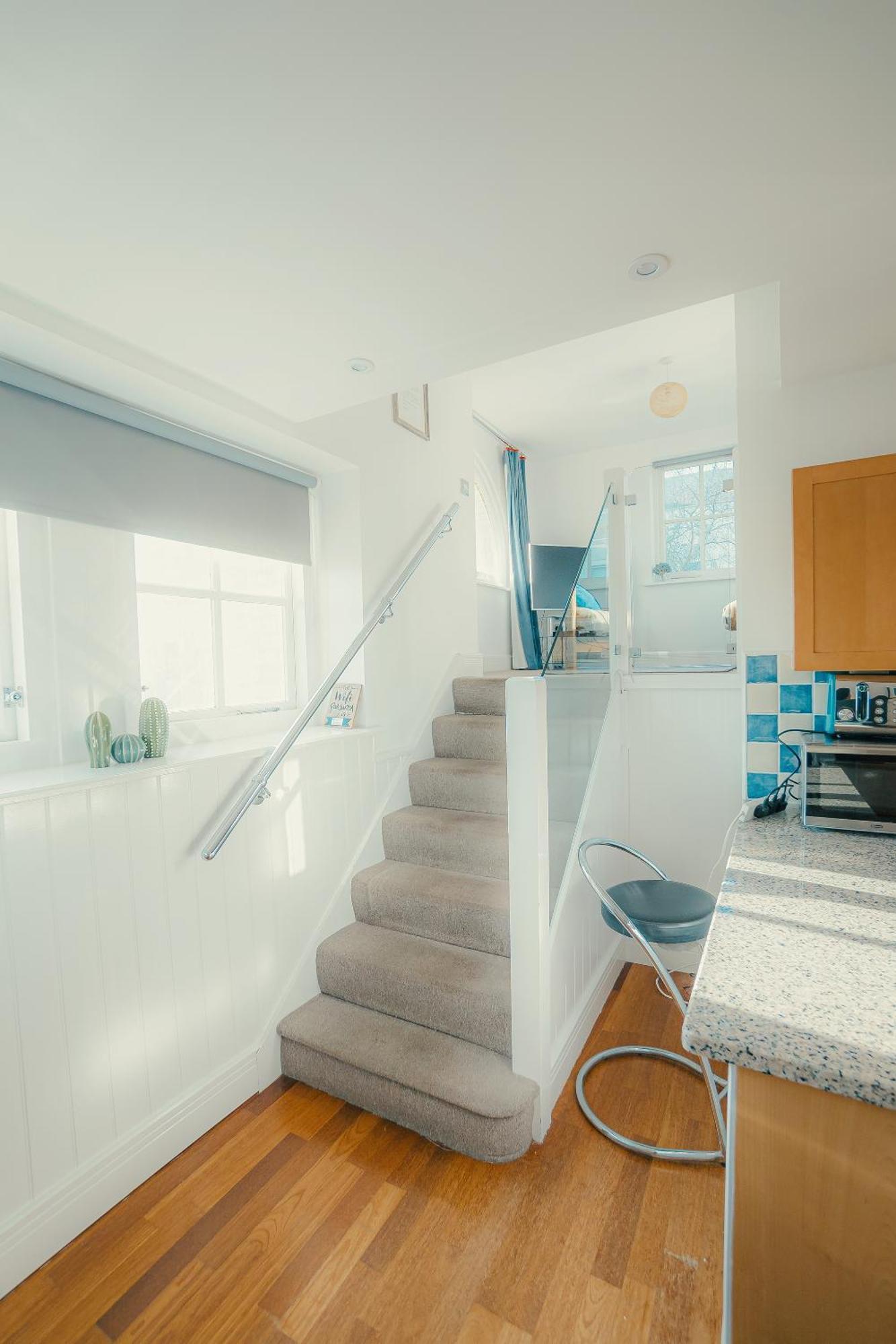 플리머스 Super Duplex With Free Parking 아파트 외부 사진